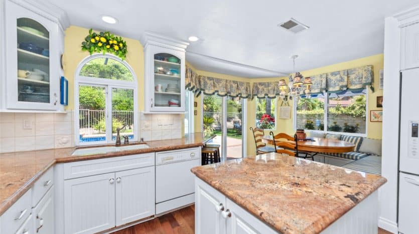 2934 Chumash Ave, Simi Valley, CA 93063