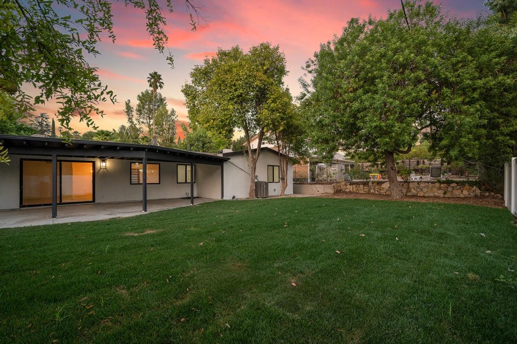 26162 VEVA WAY, CALABASAS, CA 91302