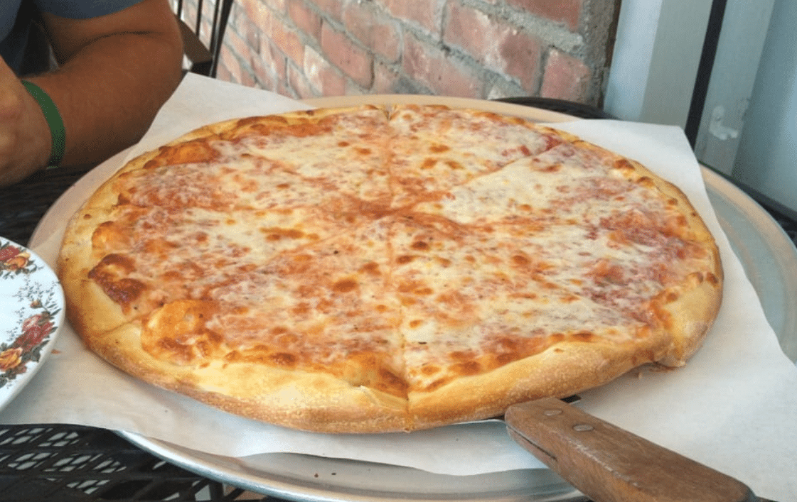 Michael's Pizza Restaurant in Calabasas