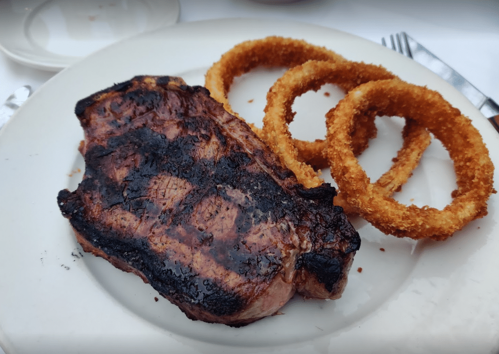 Monty's Woodland Hills