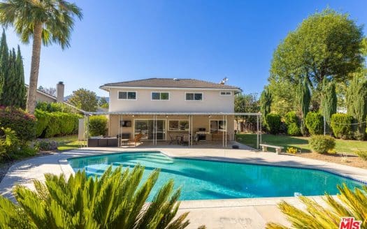 8400 Melba Ave, West Hills, CA 91304