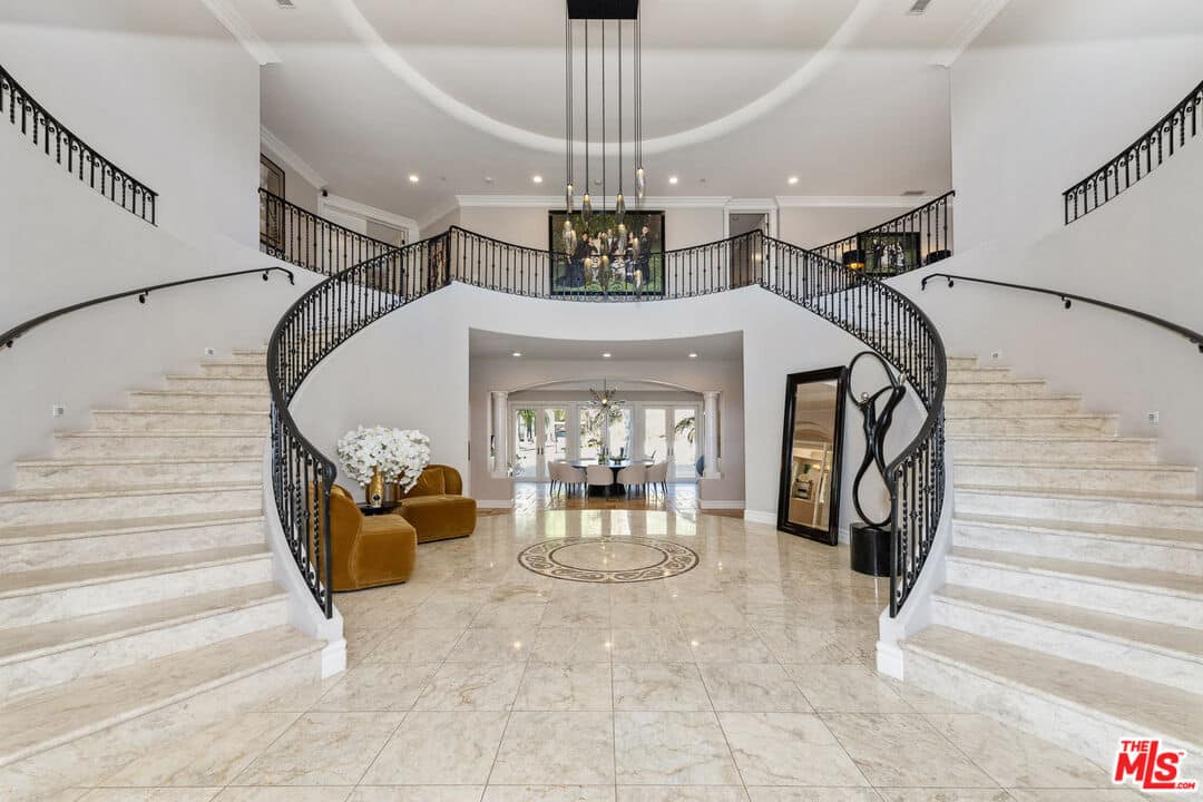 Gorgeous Calabasas Estate