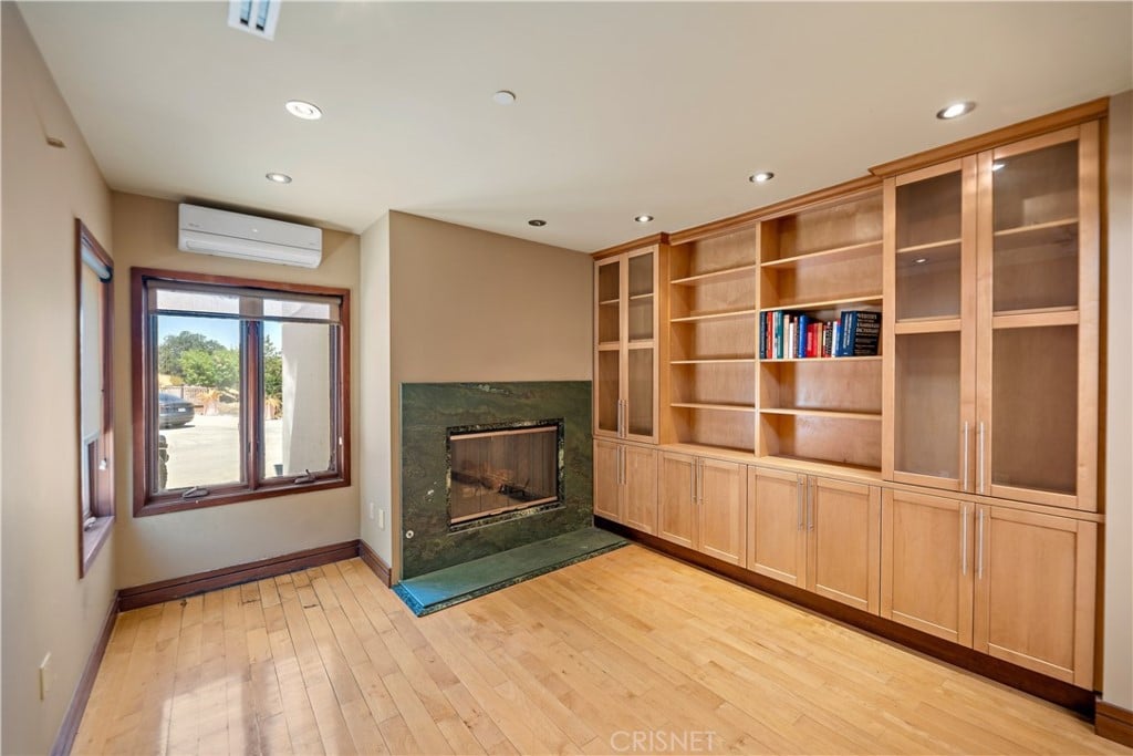 Modern Hillside Mansion