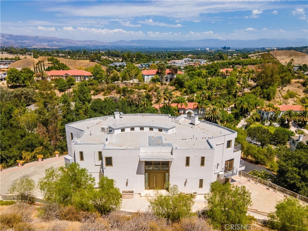 Modern Hillside Mansion