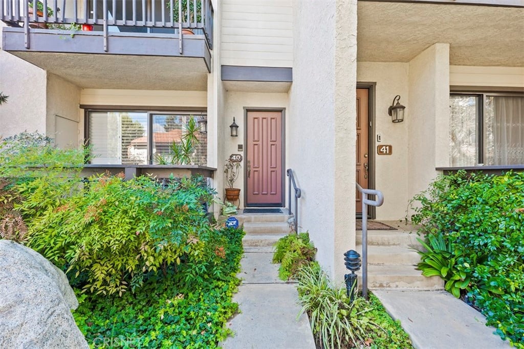 21730 Marylee St UNIT 40, Woodland Hills, CA 91367
