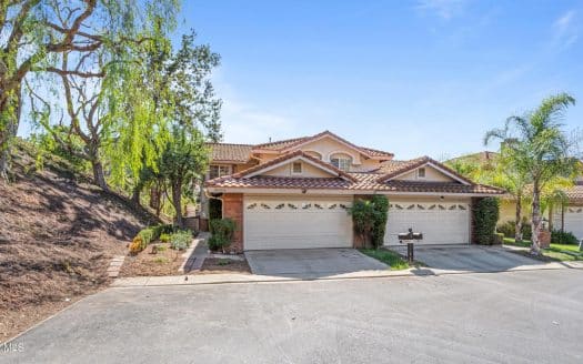 30104 Elizabeth Ct, Agoura Hills, CA 91301