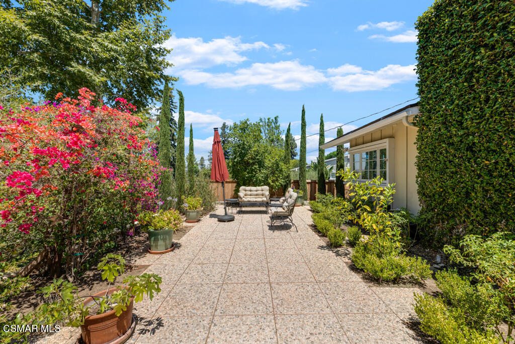 Private Ranch Style Pool Home