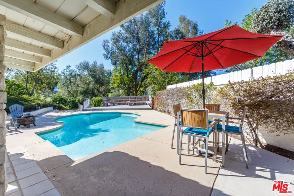 Dream Pool Home in Woodland Hills