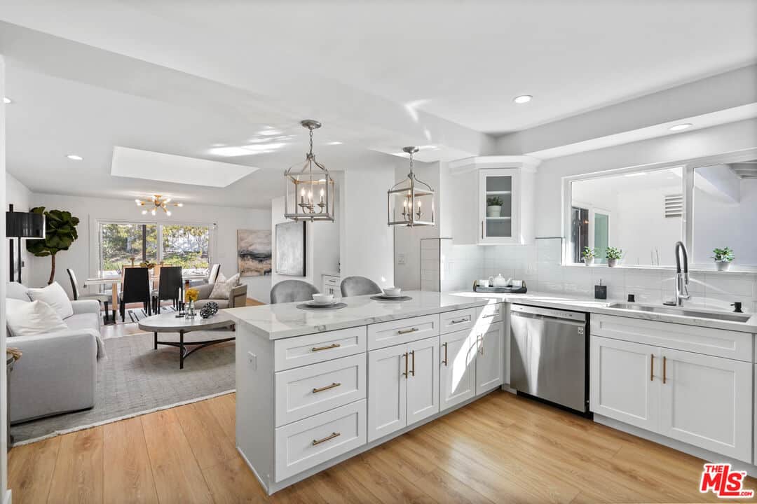 Newly Renovated Family Pool Home