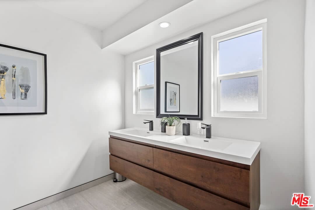 Newly Renovated Family Pool Home