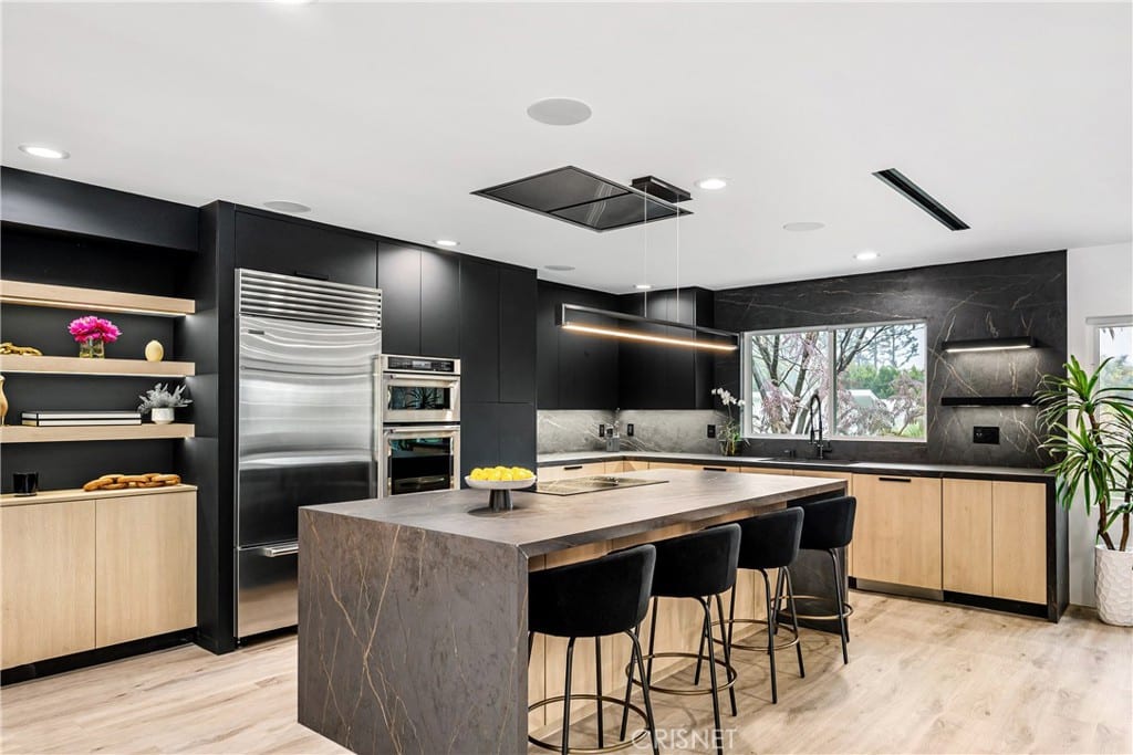 Remodeled Pool Home South of the Blvd