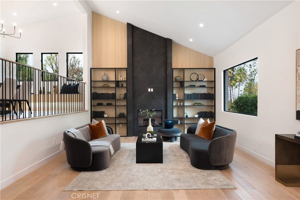 Gorgeous Executive Remodeled Woodland Hills Pool Home