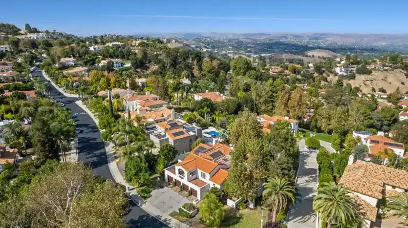 Custom Pool Home in Calabasas