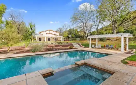 Mountain Park Calabasas Pool Home