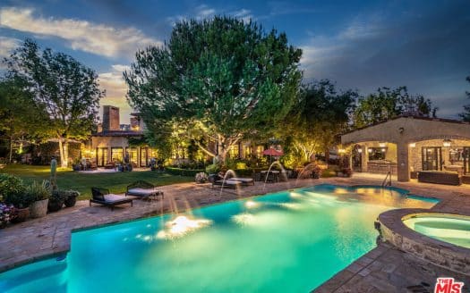 Tuscan Farmhouse Villa Serenia