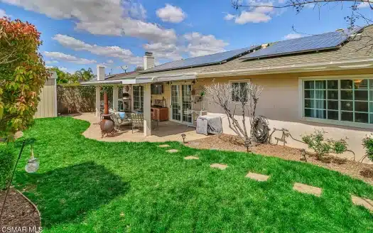 6528 Charing St, Simi Valley, CA 93063