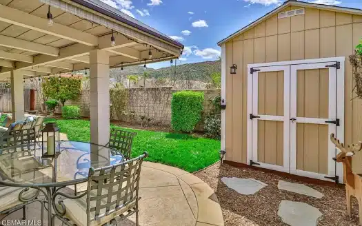 6528 Charing St, Simi Valley, CA 93063