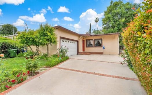 5039 Catalon Ave Woodland Hills CA