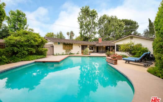 Stunning Woodland Hills Pool Property