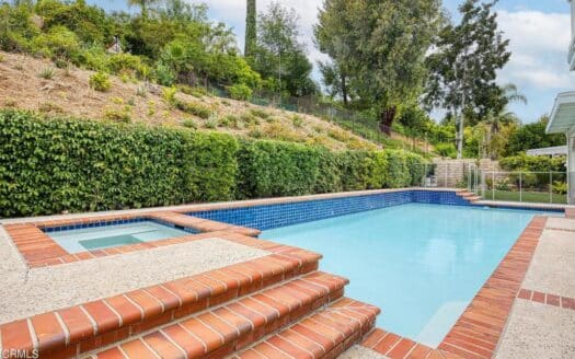 West Hills Sparkling Pool Home
