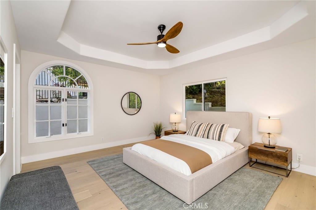 Amazing Calapasas Pool Home