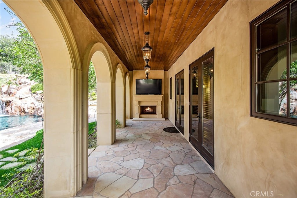 Tuscan Villa Pool Home