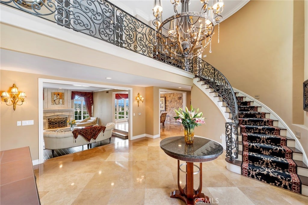 Calabasas Pool Estate