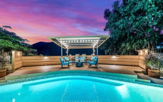 Lavish Pool Home in Calabasas