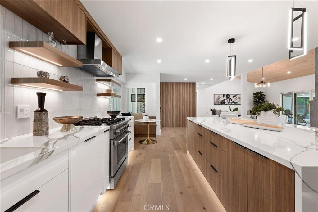 Remodeled Mid-Century Pool Home