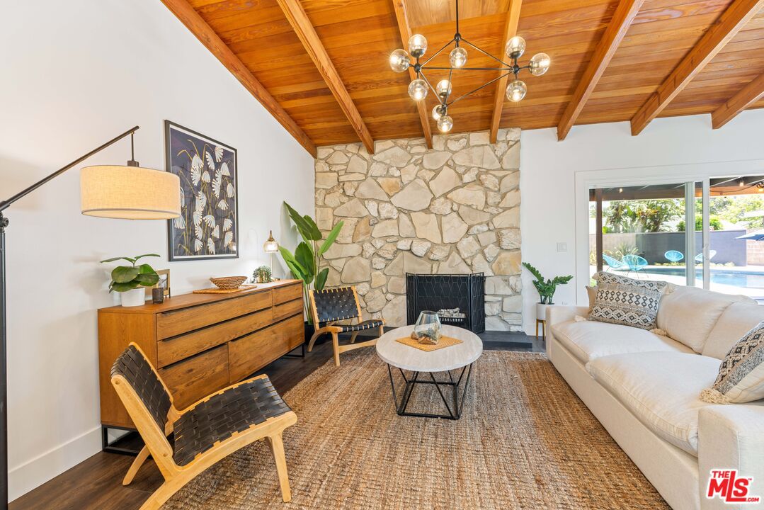 Modern Luxury Smart Home