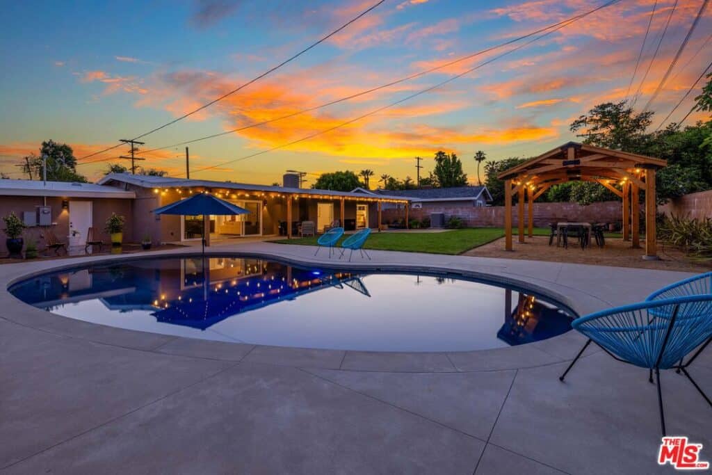 Modern Luxury Smart Home