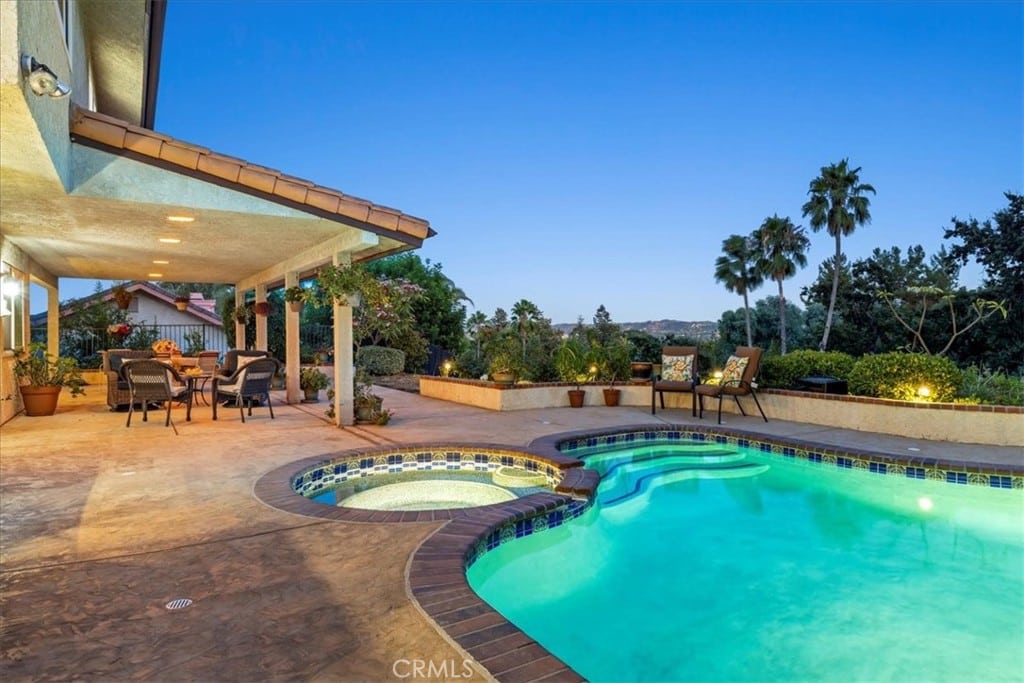Valley Circle Pool Home Estates