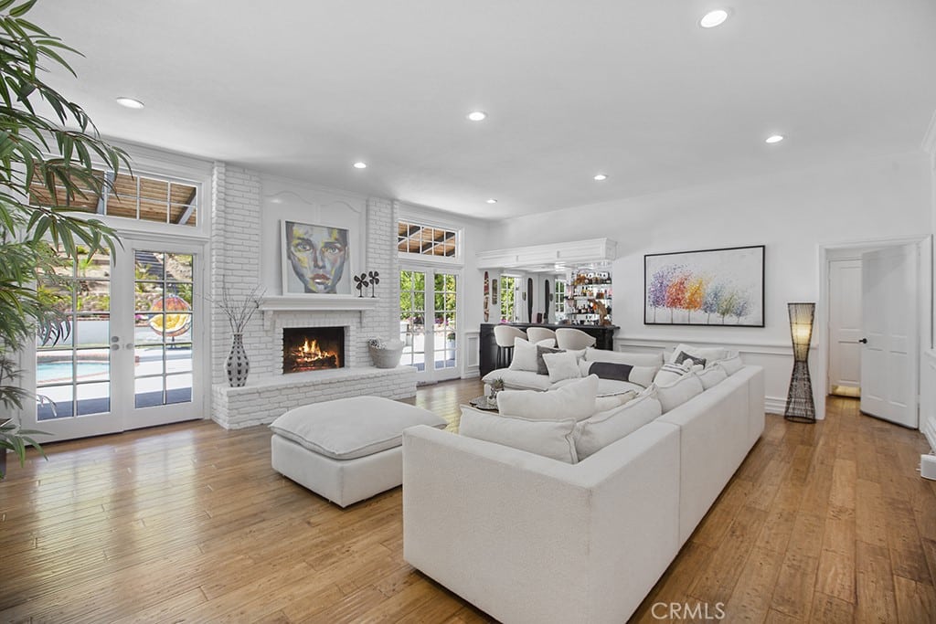 Two-Story Pool Residence in Woodland Hills