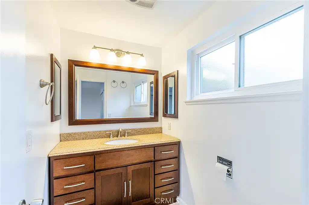 20518 Michale St, Winnetka, CA 91306