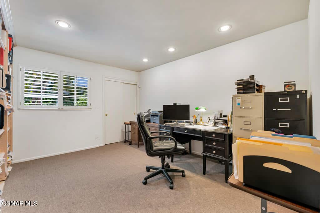 Secluded Pool Home in Woodland Hills