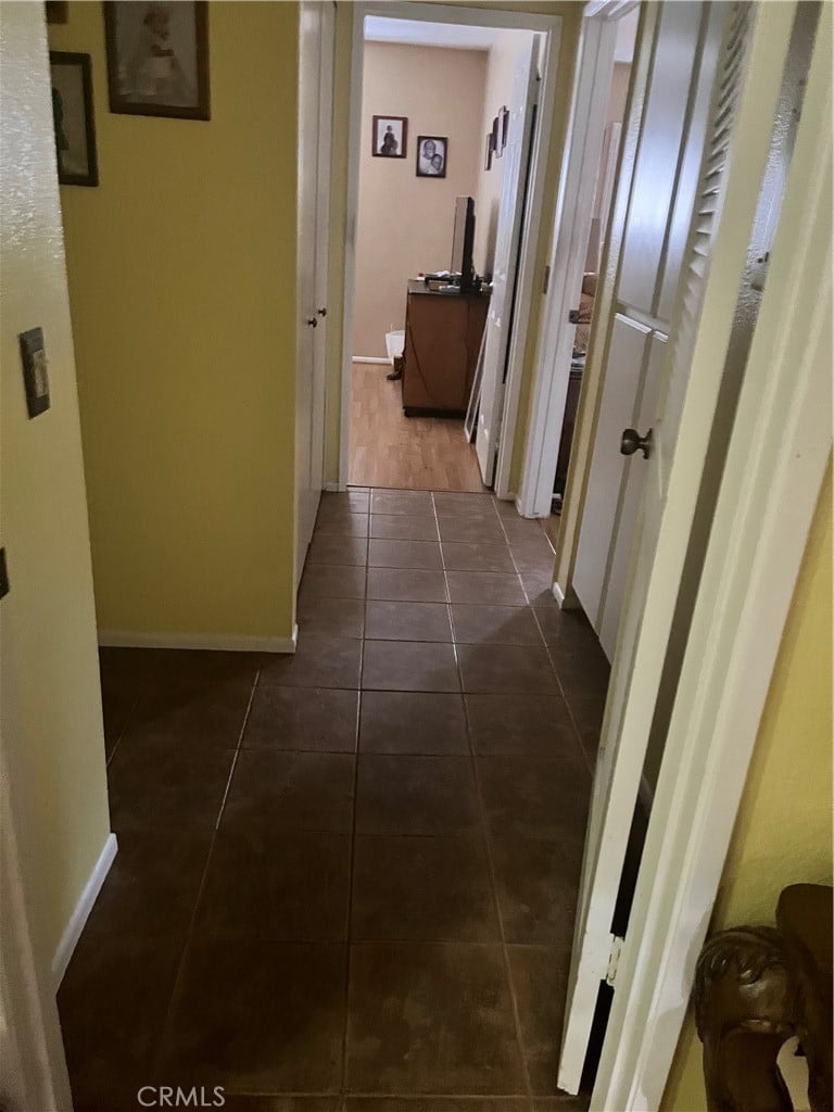 Jordan Estate Condos in Canoga Park