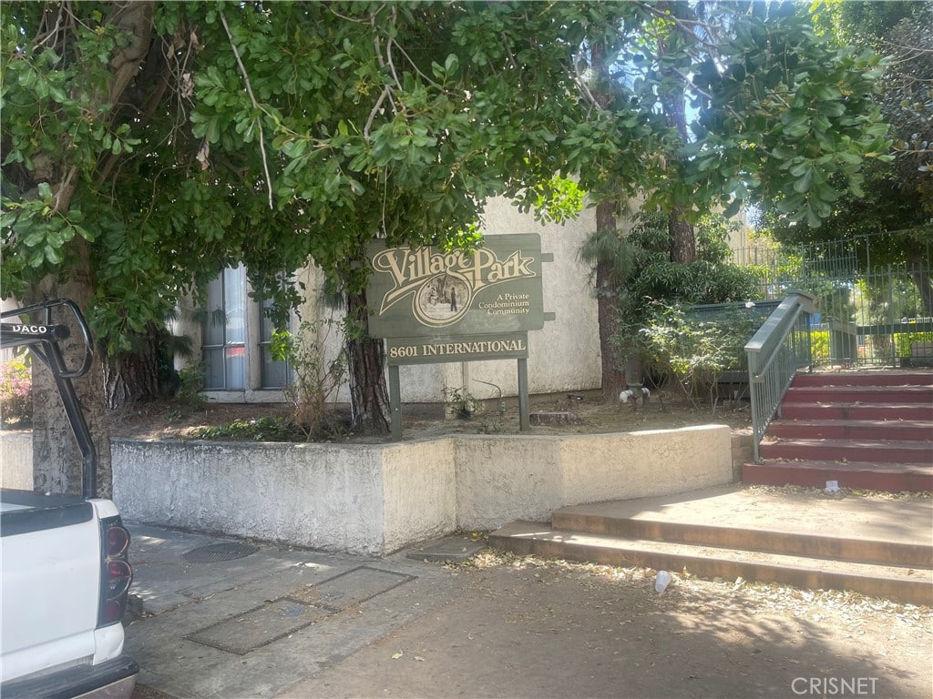 Dream Congo in Canoga Park