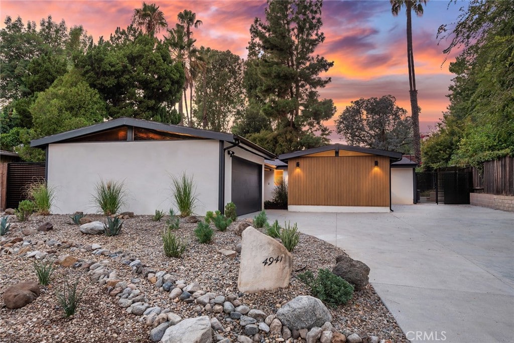 Woodland Hills Modern Pool Home