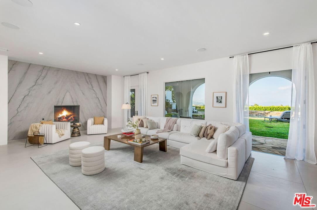 Prado De Azul Pool Home