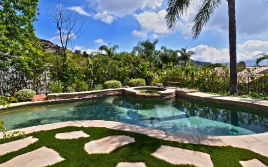 Calabasas 4 Bedroom Pool Home