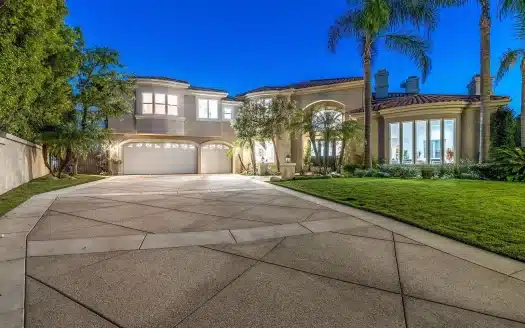 Mountain Park estate in Calabasas - Mansion for lease