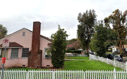 21901 Providencia St Woodland Hills CA 91364