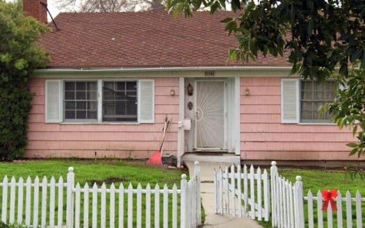 21901 Providencia St Woodland Hills CA 91364