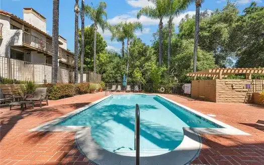 23473 Park Sorrento, # 8, Calabasas, CA 91302