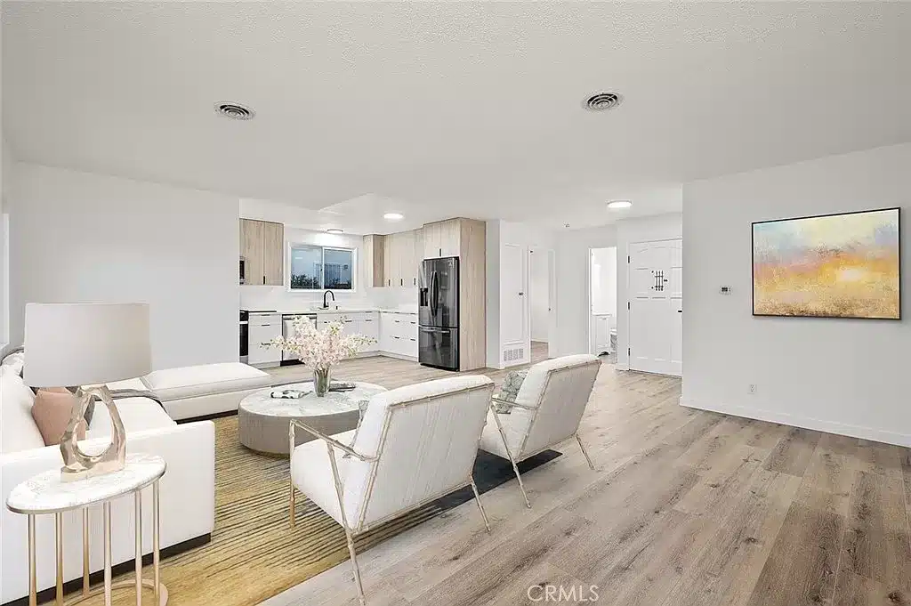 23445 Victory Blvd, West Hills, CA 91307