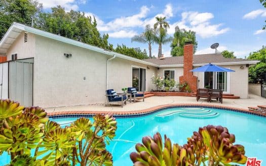 Stylish Woodland Hills Pool Home