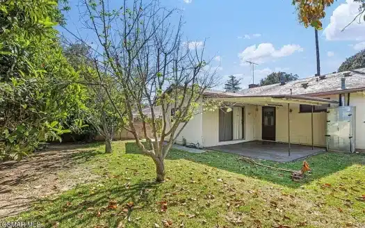 7662 Kentland Ave, Canoga Park, CA 91304