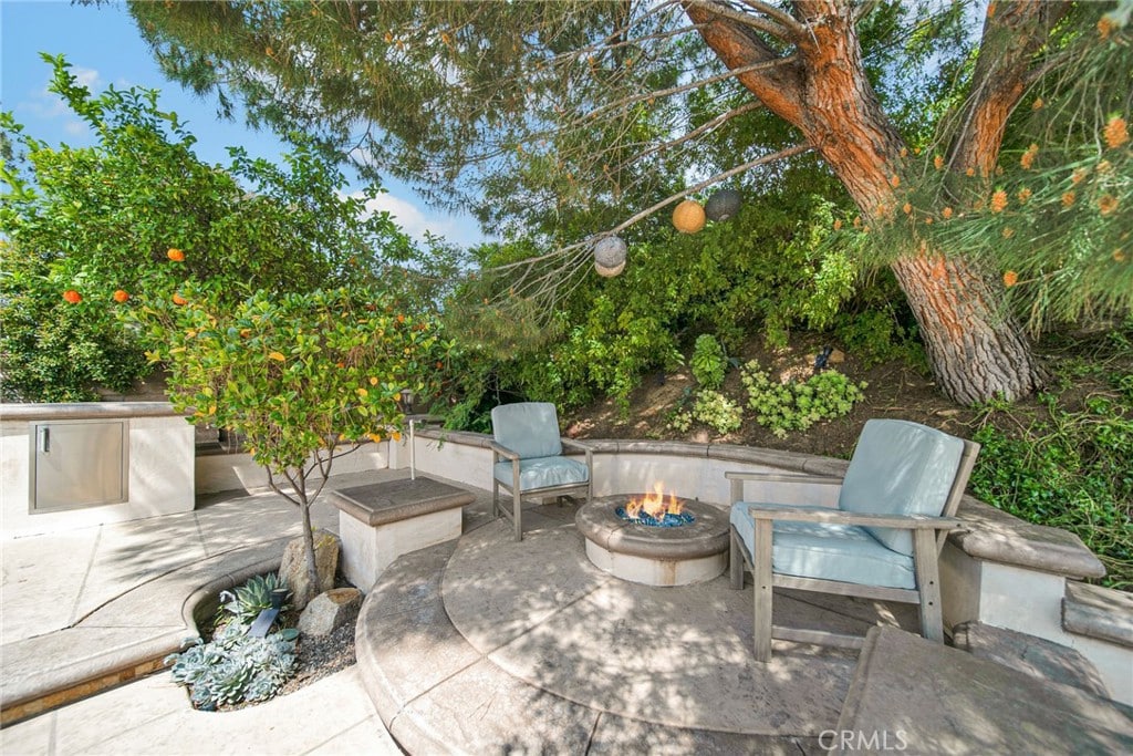 Woodland Hills Pool Home Masterpiece