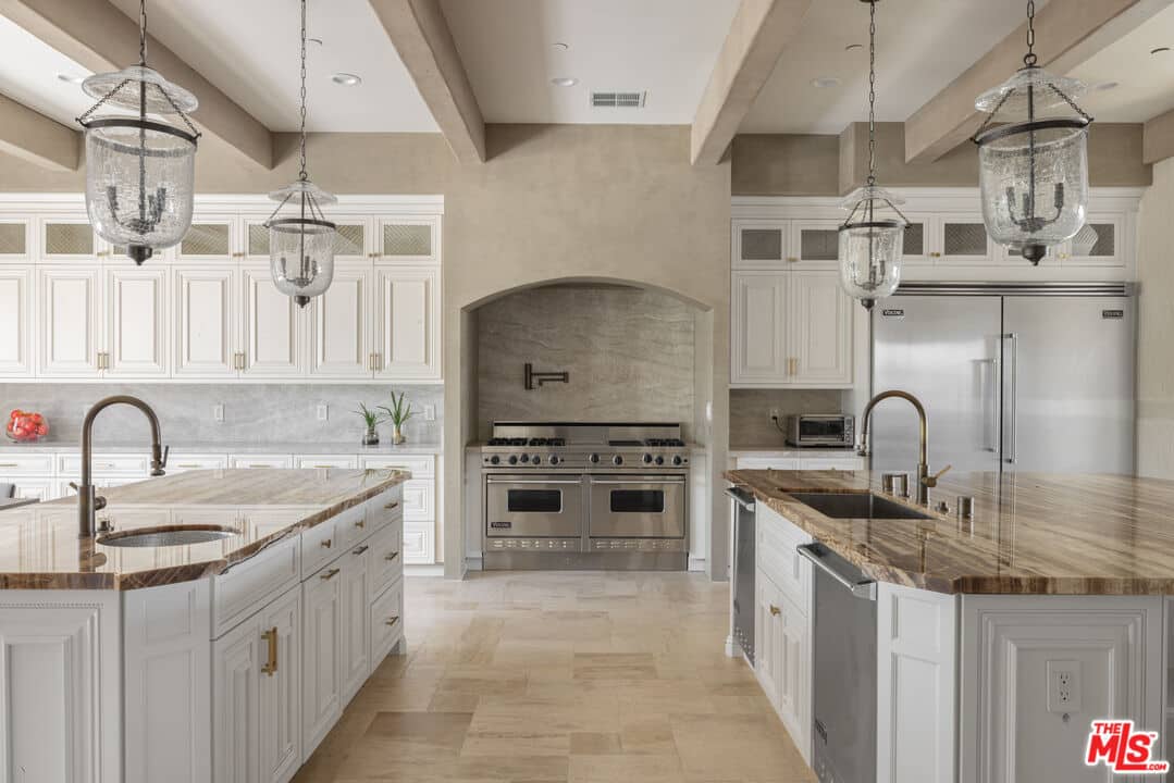 Mediterranean-Style Calabasas Estate