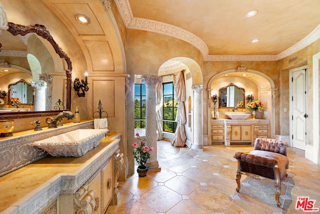 Italianate Calabasas Estate